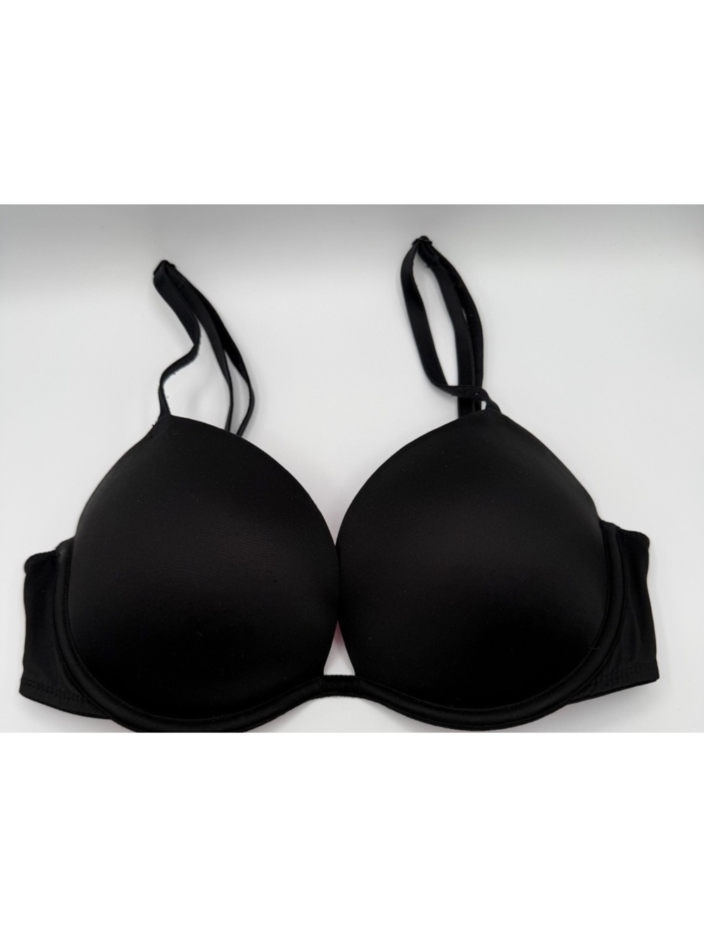 PINK Victoria’s Secret Black Underwire T-Shirt Bra 34C